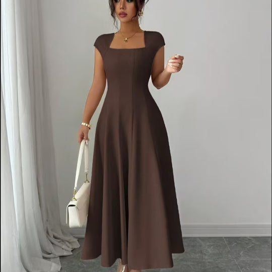 Damen Elegantes Maxikleid mit rechteckigem Ausschnitt und fließendem Rock R&B