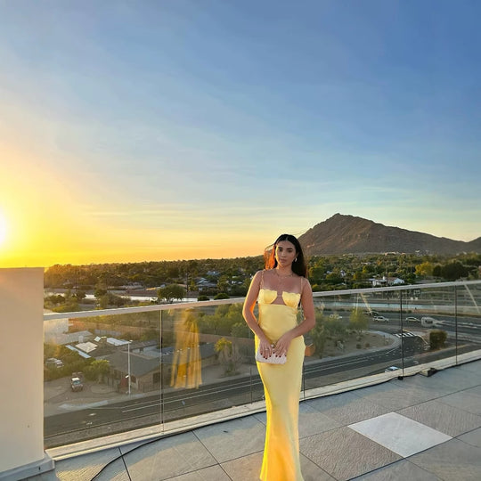 Damen Maxikleid mit verstellbaren Spaghetti-Trägern und elegantem Schnitt R&B