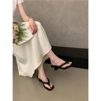 Damen trendige Zehentrenner-Sandalen mit verspieltem Riemendesign R&B