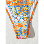 Damen Triangel-Bikini mit buntem floralen Design und verspielten Bindändern
