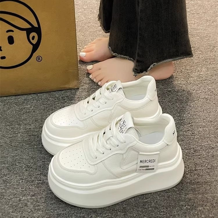 Damen Plateau-Sneaker mit luftiger Mesh-Oberfläche und komfortabler Dämpfung R&B