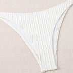 Damen Triangel-Bikini mit modischem Wickelrock und eleganten Details R&B
