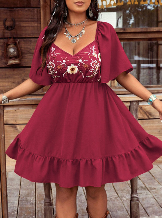 Damen bodenlanges Sommerkleid mit kunstvoller Stickerei und schwingendem Saum R&B