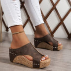 Damen Wedge-Pantoletten mit eleganter Riemenstruktur und rutschfester Sohle R&B