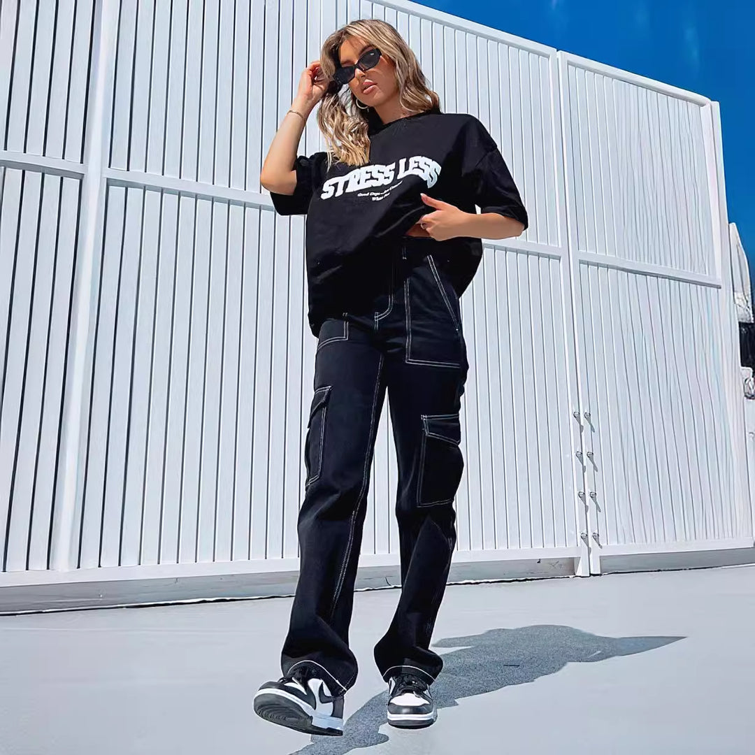 Damen Cargo-Jeans im modernen Schnitt mit praktischen Taschen und stilvollen Kontrastnähten R&B