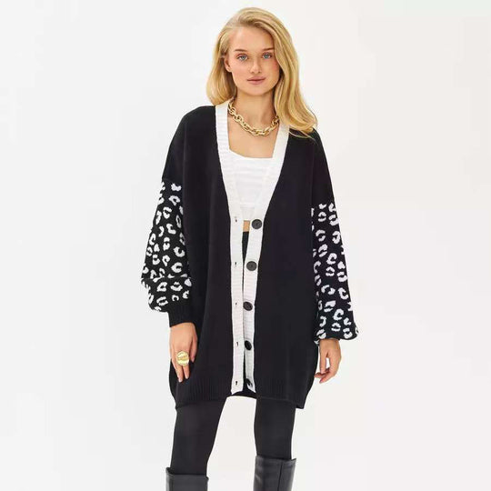 Damen Langer Strickcardigan mit Leopardenmuster und Knopfdetails R&B