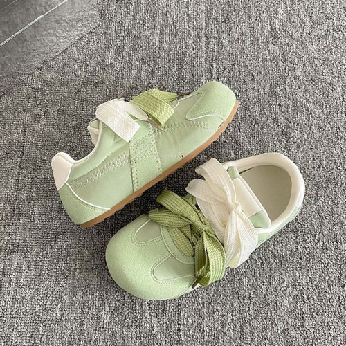 Damen modische Sneakers mit besonders weichem Obermaterial und einstellbarem Klettverschluss R&B