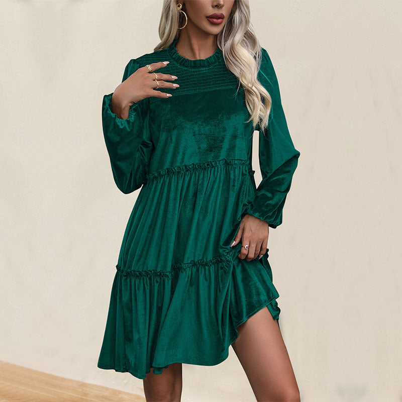 Damen Midikleid mit eleganten Rüschendetails aus sanftem Velvet R&B