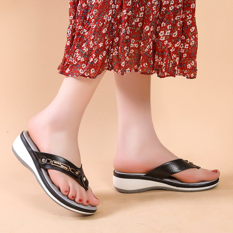 Damen Wedge-Sandaletten mit präziser Fußbetttechnologie und stilvollem Riemendesign R&B