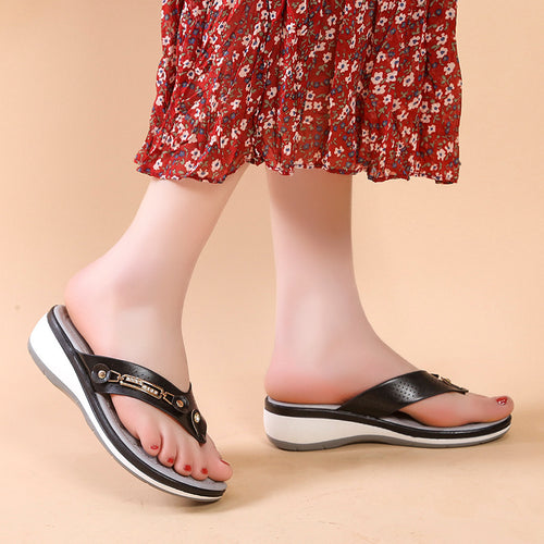 Damen Wedge-Sandaletten mit präziser Fußbetttechnologie und stilvollem Riemendesign R&B