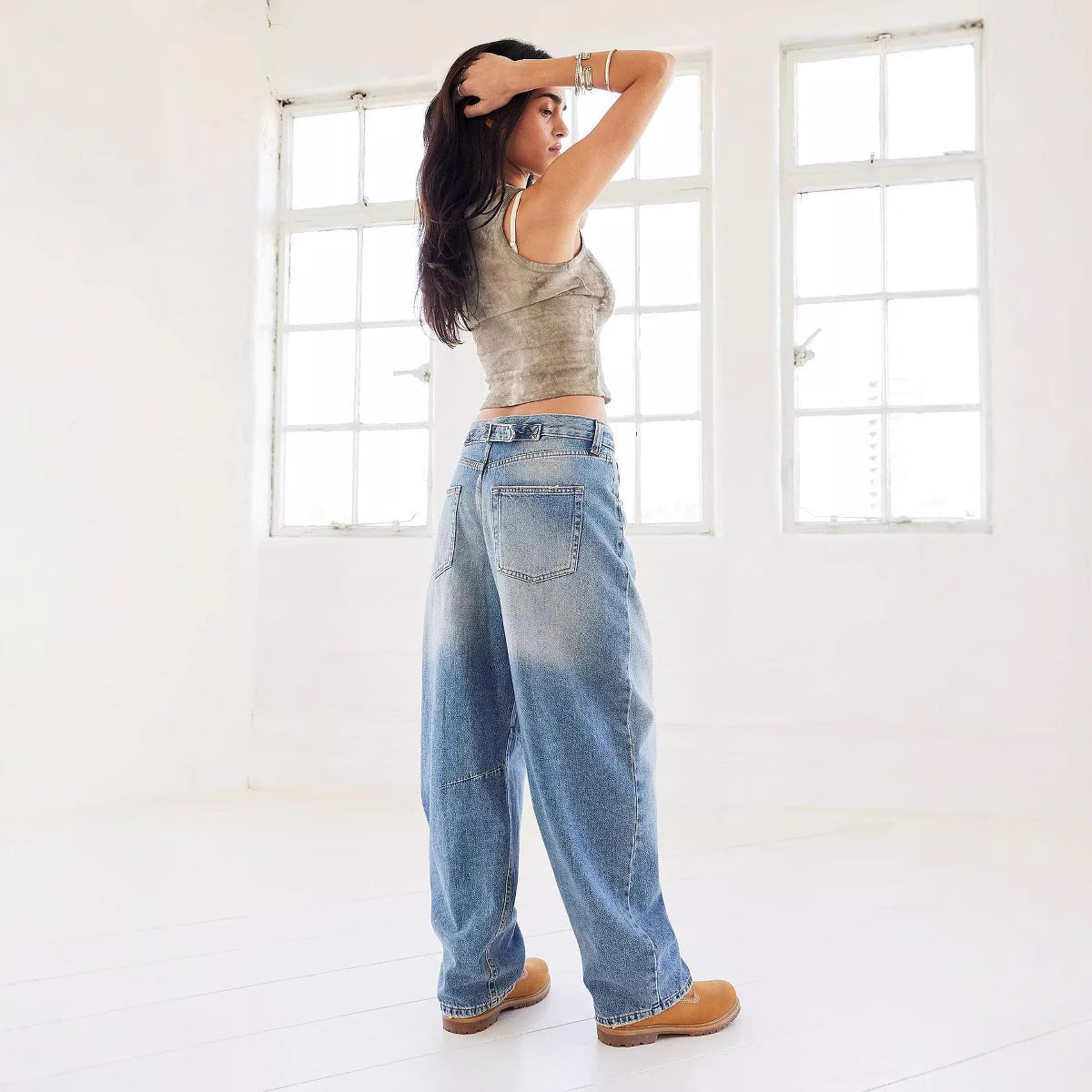 Damen Weit geschnittene Denim-Jeans mit modischem Design und einzigartigen Waschungen R&B