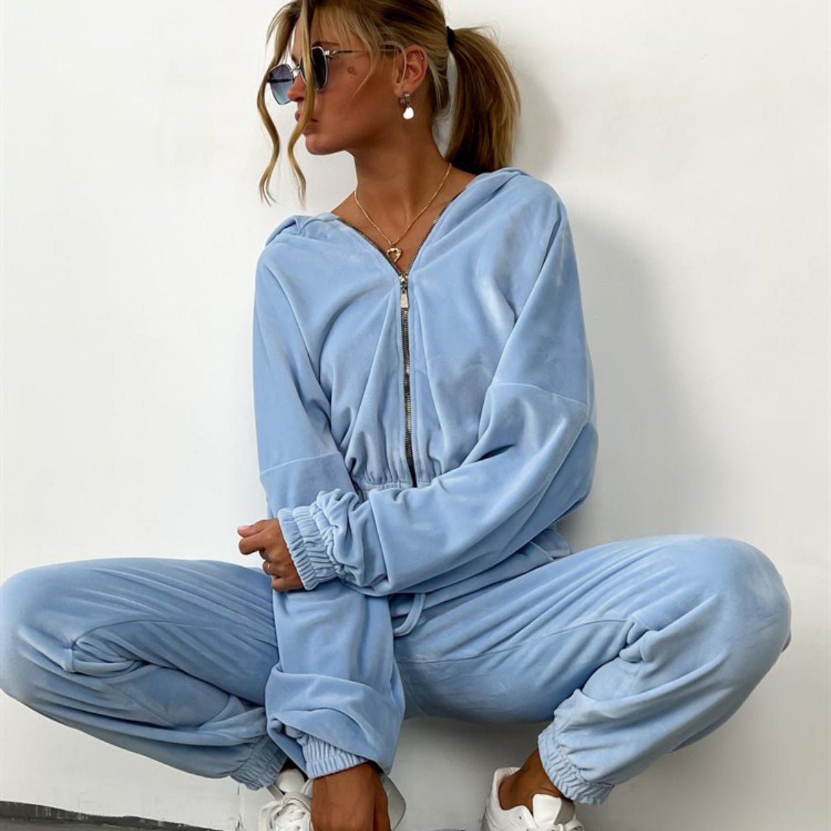 Damen Fleece Freizeitanzug mit hohem Kragen und Kordelzug R&B