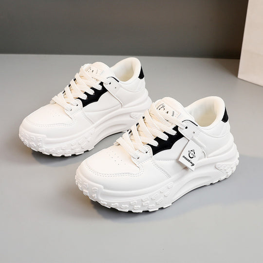Damen Sneaker mit sportivem Design und rutschfester Sohle R&B