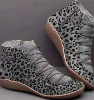 Damen nan knöchelhoher Softleder-Sneakerboot mit seitlichem Reißverschluss elastischer Zierschnürung und ergonomischer Komfortsohle R&B
