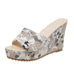 Damen Keilabsatz-Sandaletten mit floralem Design R&B