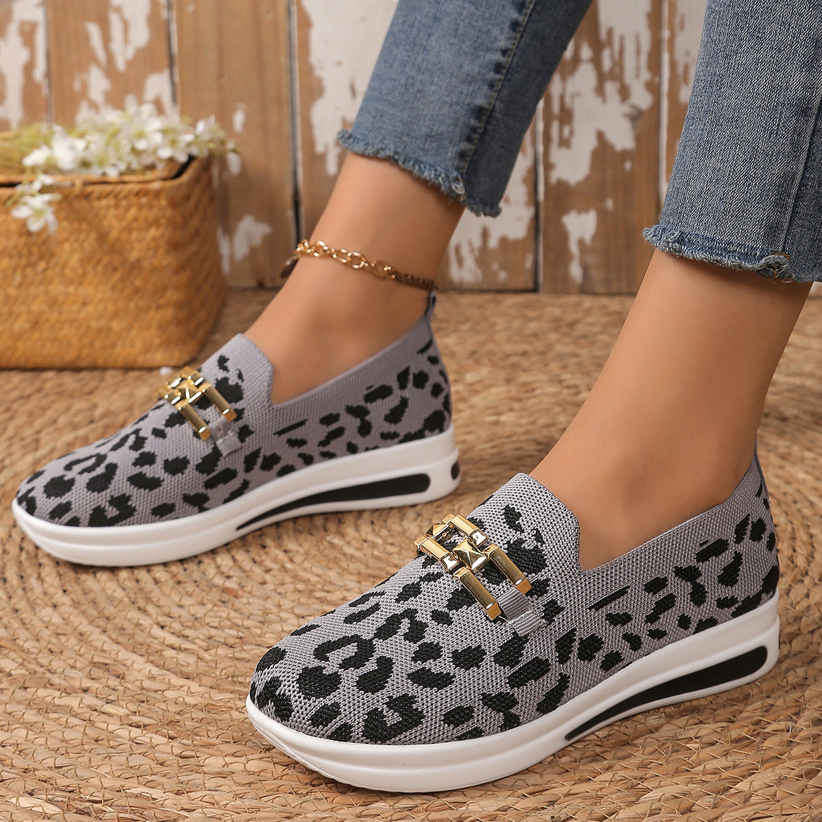 Damen Modische Slip-On Sneakers mit Animal-Print und komfortablem Fußbett R&B