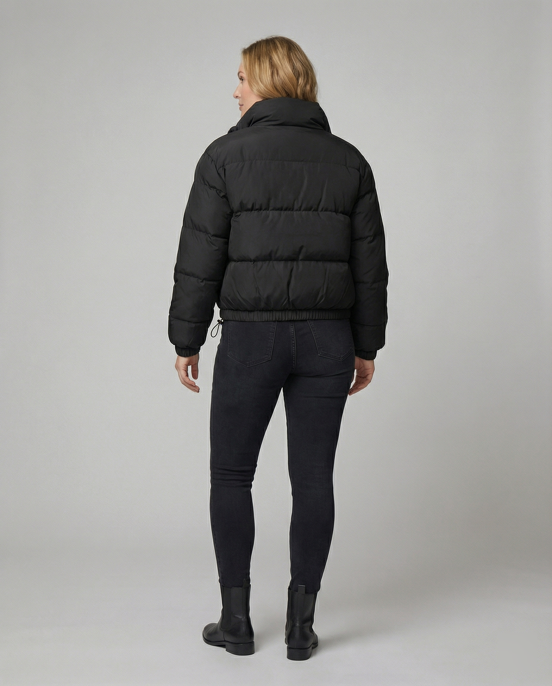 Übergangsjacke Damen sportlich elegant als cropped Steppjacke