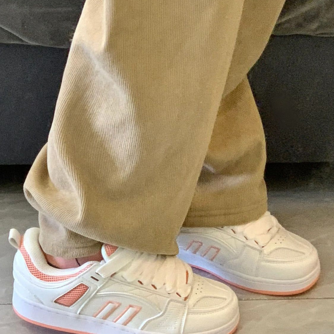 Damen Sportliche Sneakers mit praktischer Schnürung und atmungsaktiver Mesh-Oberfläche