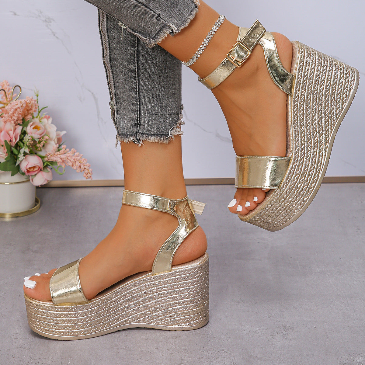 Damen Glamouröse Wedge-Sandalen mit verstellbarem Riemen
