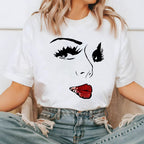 Damen T-Shirt mit kreativem Grafikdruck und luxuriösen Paillettenakzenten R&B