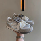 Damen Sneaker mit auffälligem Band und sportlichem Design R&B