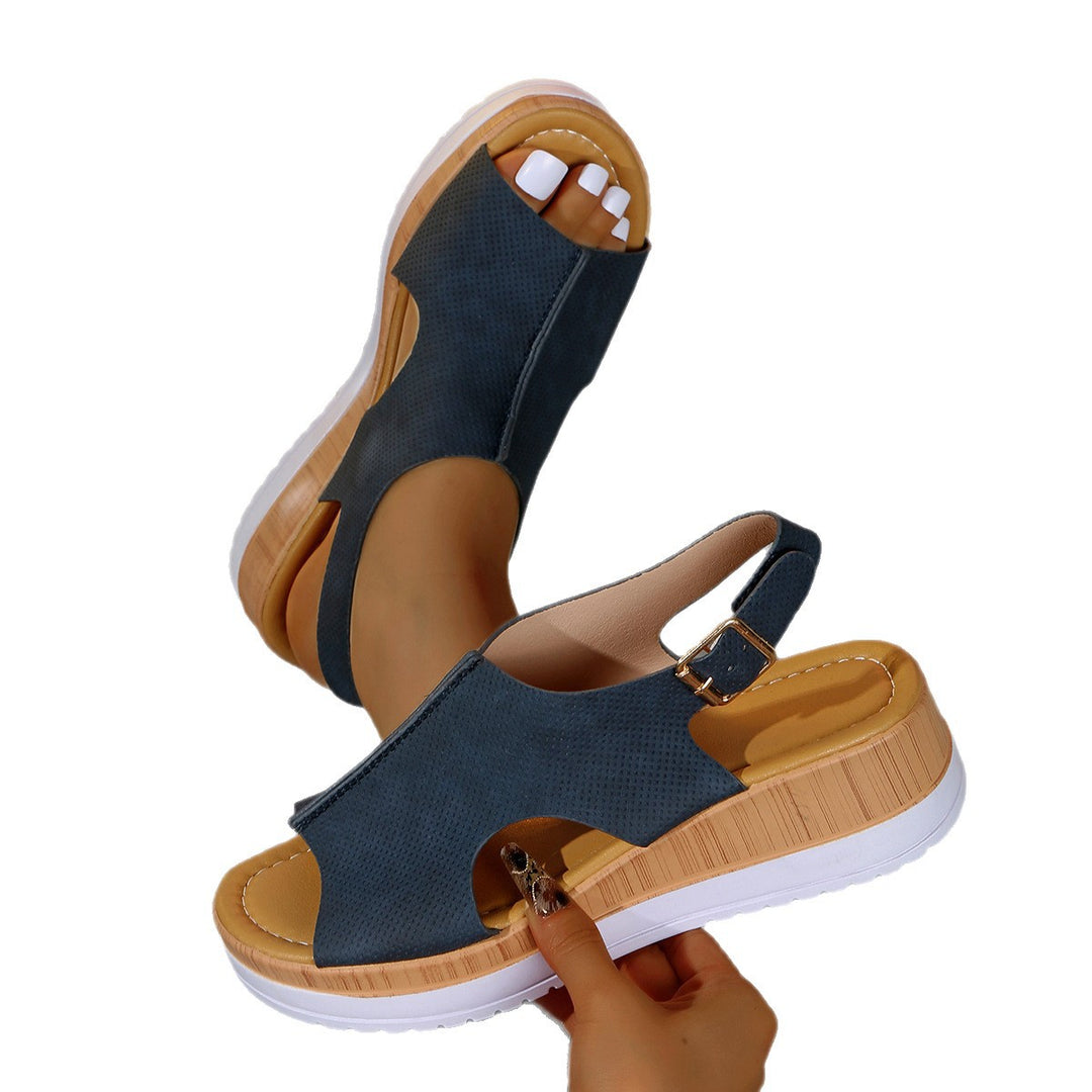 Damen Wedge-Sandalen mit perforiertem Obermaterial und verstellbarem Riemen R&B