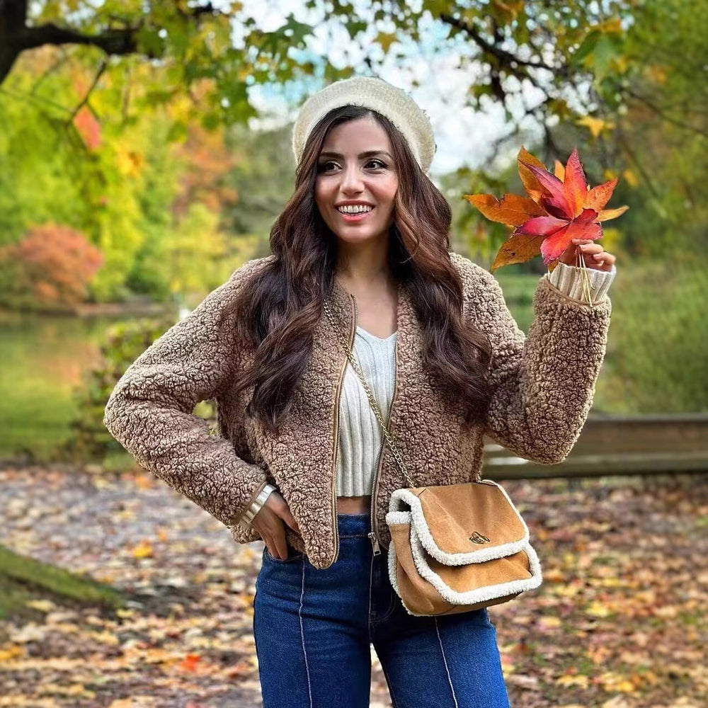 Damen Kuschelige Teddyjacke mit praktischem Reißverschluss und Seitentaschen R&B