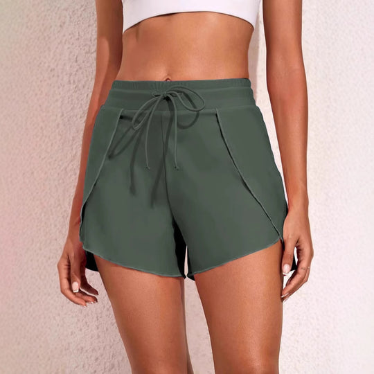 Damen Sportliche Shorts mit innovativen Schnitt und atmungsaktiven Materialien R&B