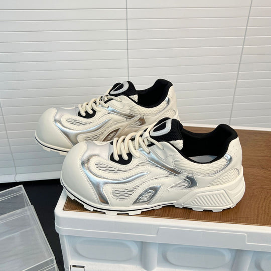 Damen Sportliche Sneakers mit reflektierenden Akzenten und atmungsaktiven Netzeinsätzen R&B