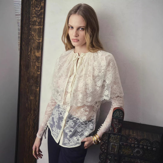 Damen Spitzenbluse mit eleganter Schleifenverzierung und transparenten Einsätzen R&B