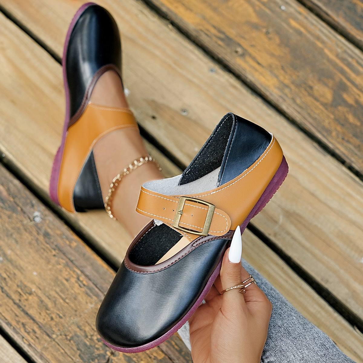 Damen modische Halbschuhe mit dekorativem Riemen und flexibler Sohle R&B