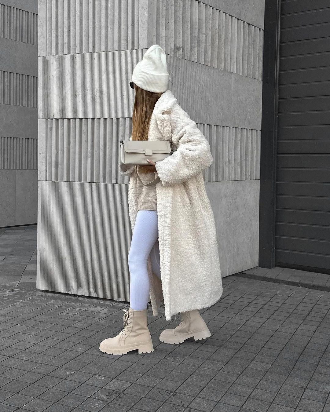 Damen Kuschelige Teddyfelljacke im eleganten Oversize-Design R&B