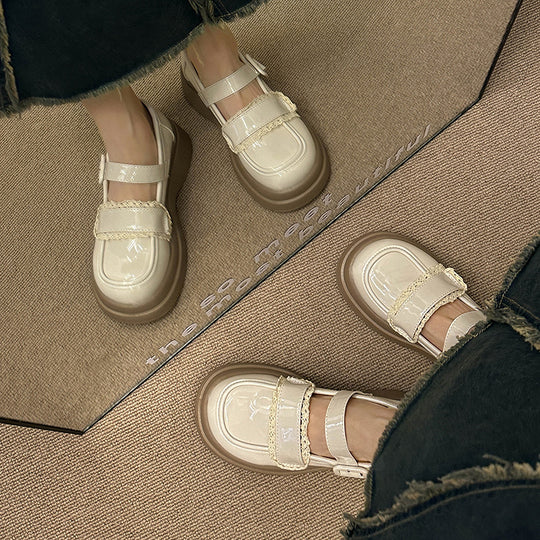 Damen Modische Ballerinas mit verstellbarem Riemen und elegantem Perlendetail R&B