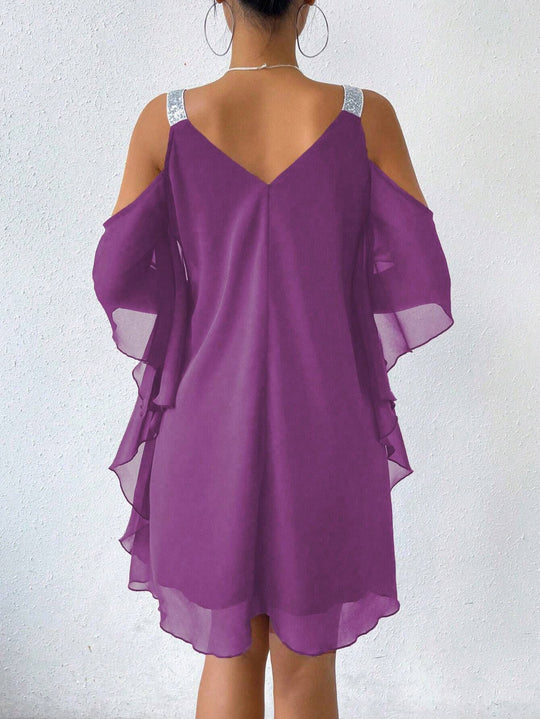 Damen schulterfreies Flatterkleid mit glitzernden Trägern R&B