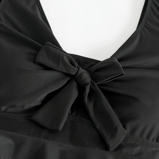 Damen figurbetonter Badeanzug mit elegantem Rüschendesign R&B