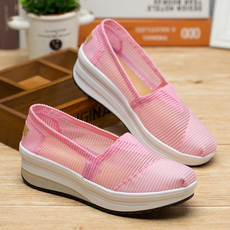 Damen Komfortable Slip-On Sneakers mit atmungsaktiver Oberflächenstruktur R&B