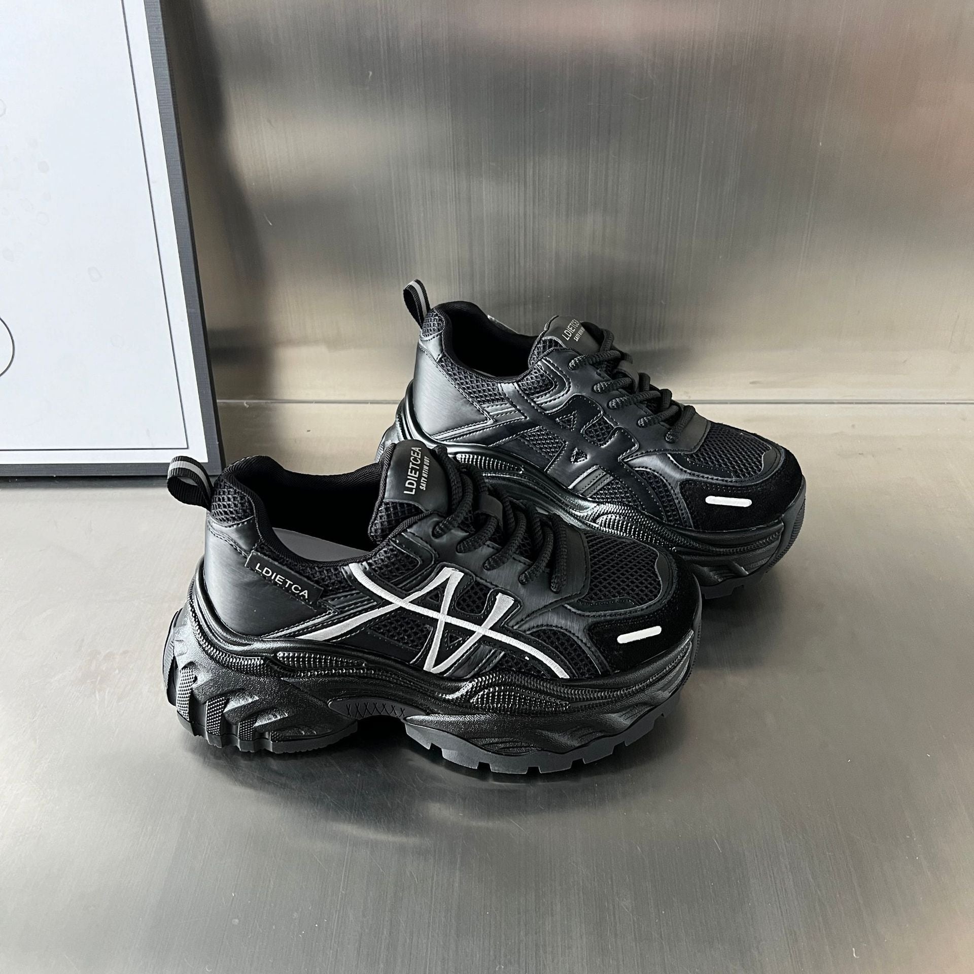 Damen Sportliche Lauf-Schuhe mit verstärkter Sohle und atmungsaktivem Mesh-R&B