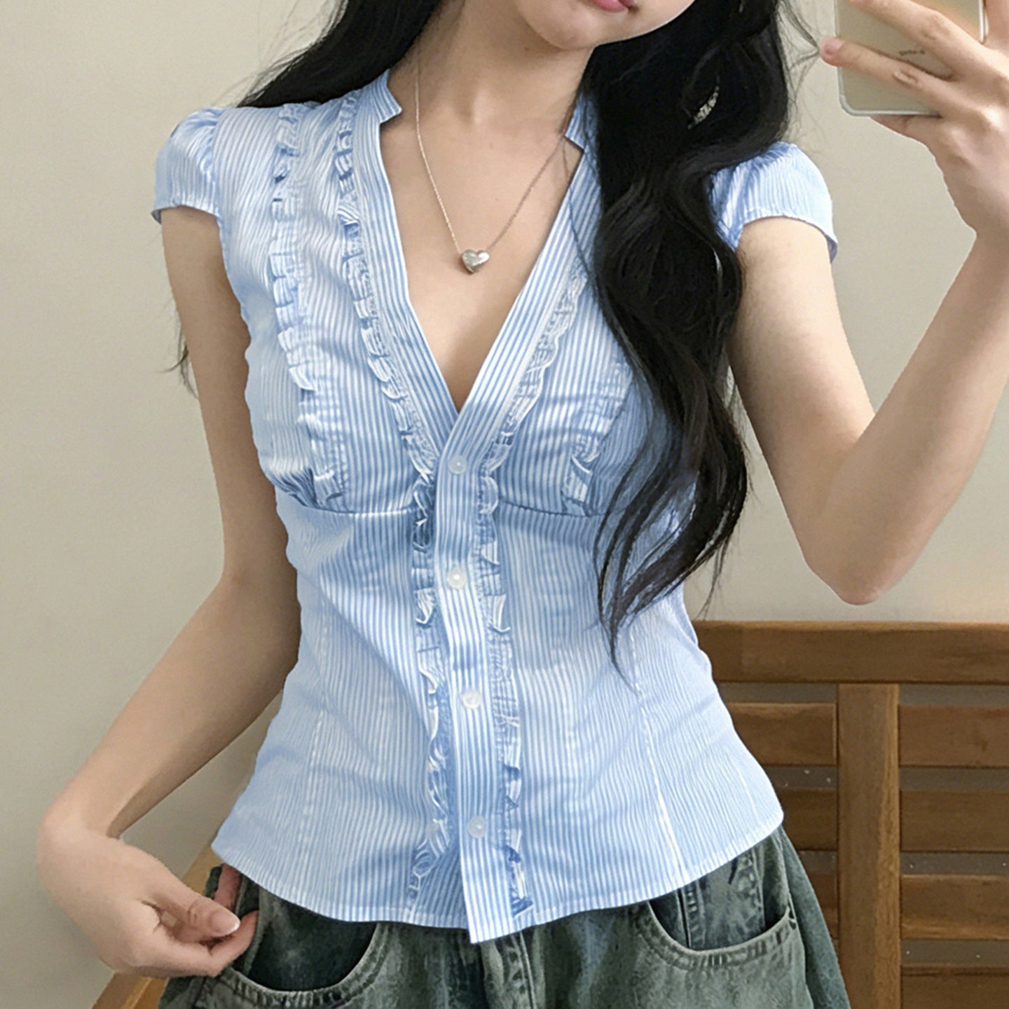 Damen Blusen Top mit Rüschendetails und figurbetontem Schnitt R&B