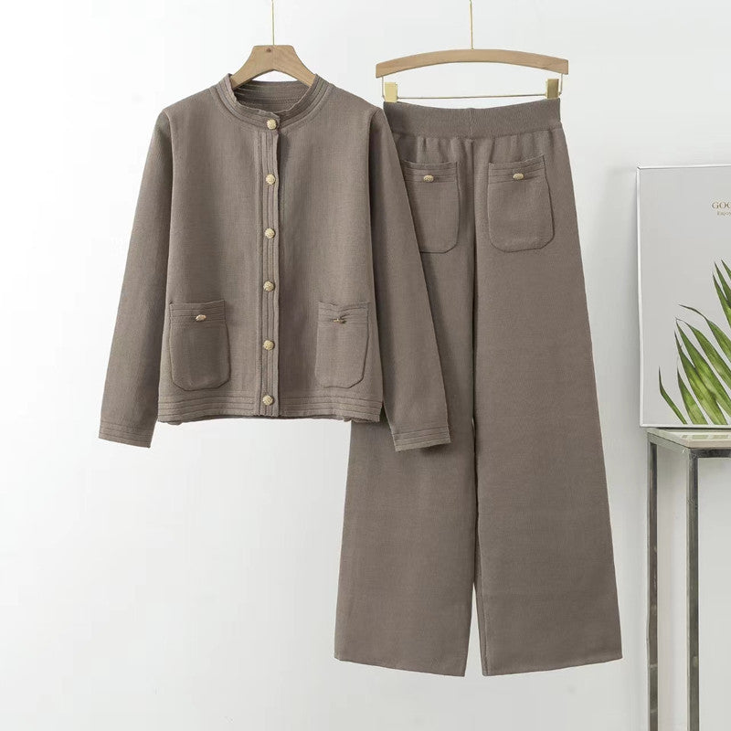 Damen gemütliches Strick-Loungewear-Set mit Knopfdetaillierung und aufgesetzten Taschen R&B