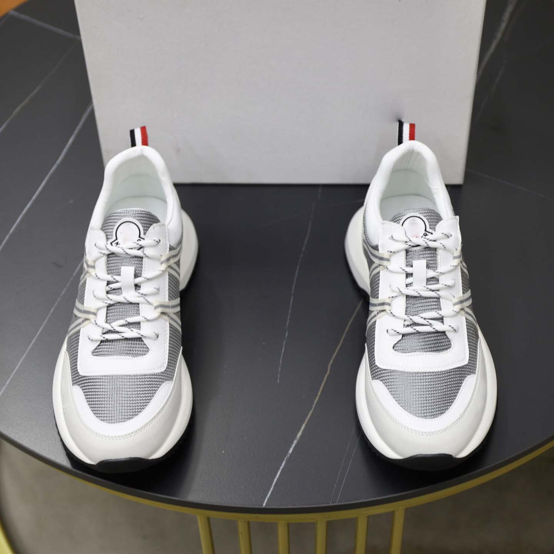 Damen Sportliche Sneakers mit atmungsaktiver Mesh-Oberfläche und rutschfester Außensohle R&B