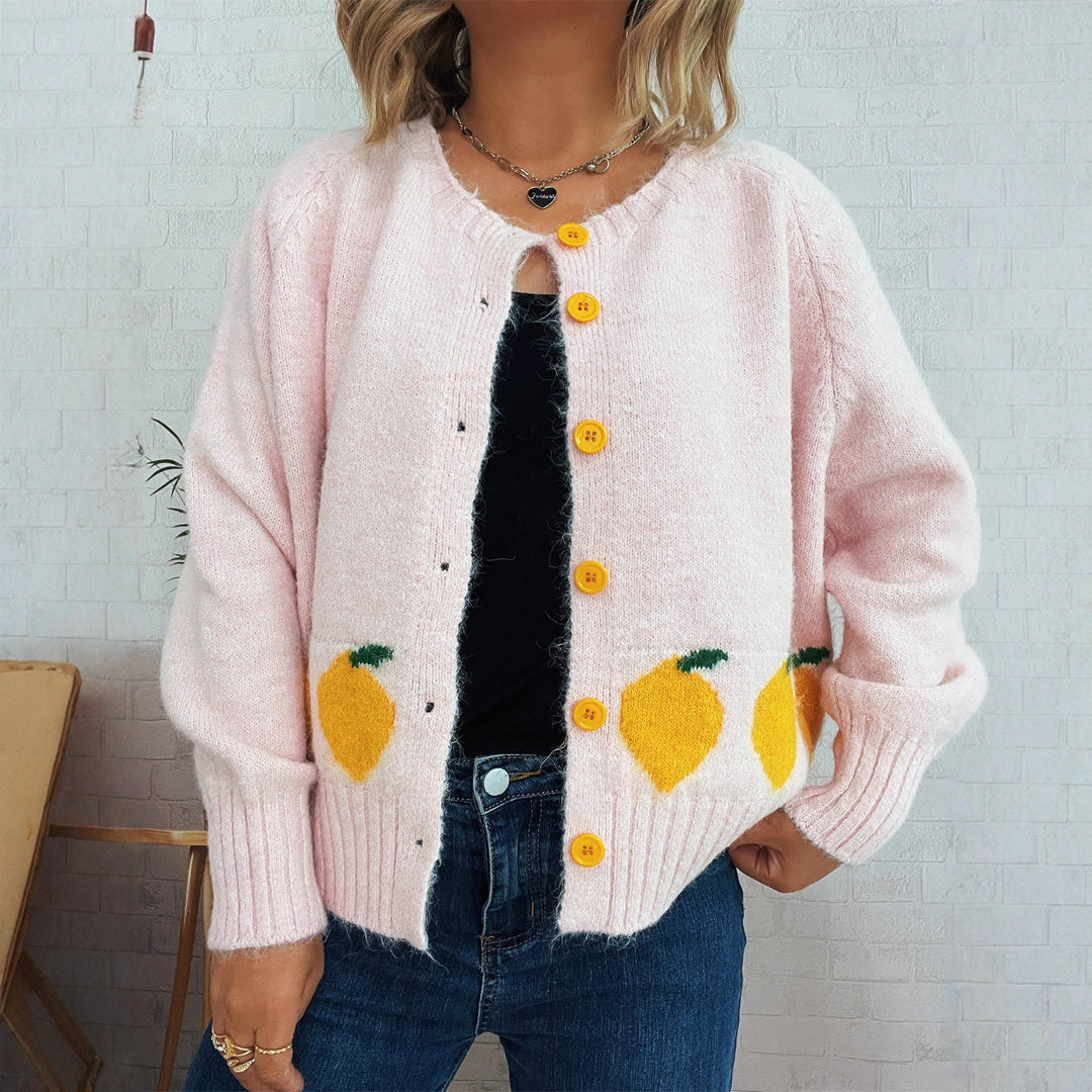 Damen Strickjacke mit fruchtigem Motiv und Knopfdetails R&B