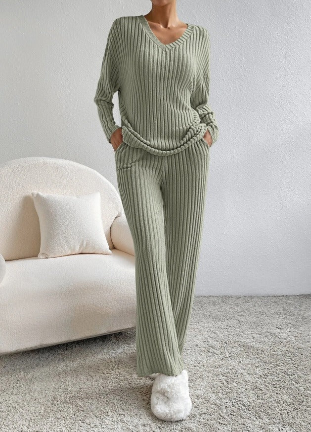 Damen lässiger Strickanzug mit V-Ausschnitt und praktischen Taschen R&B