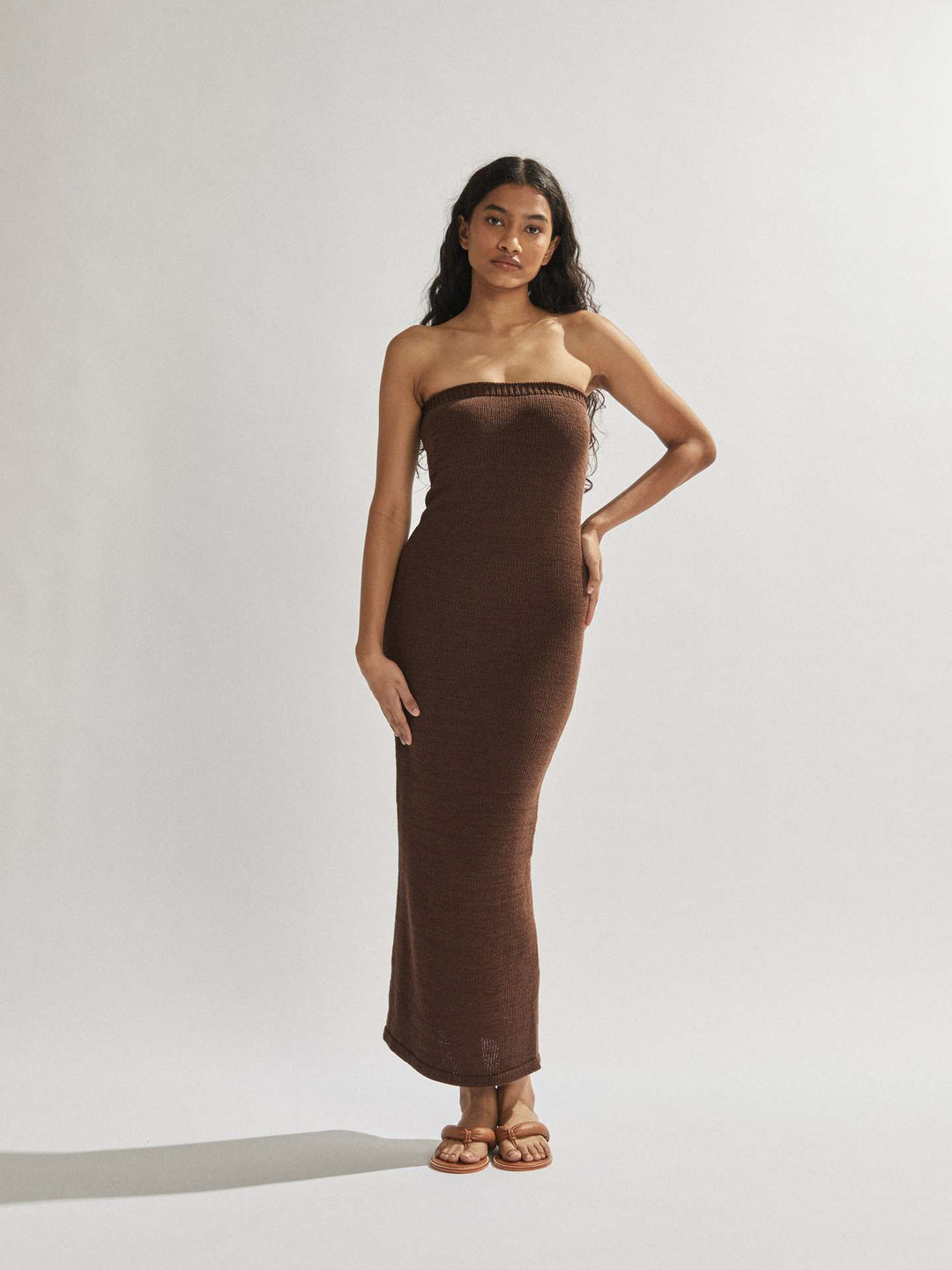 Damen luftiges Maxikleid im minimalistischen Design R&B