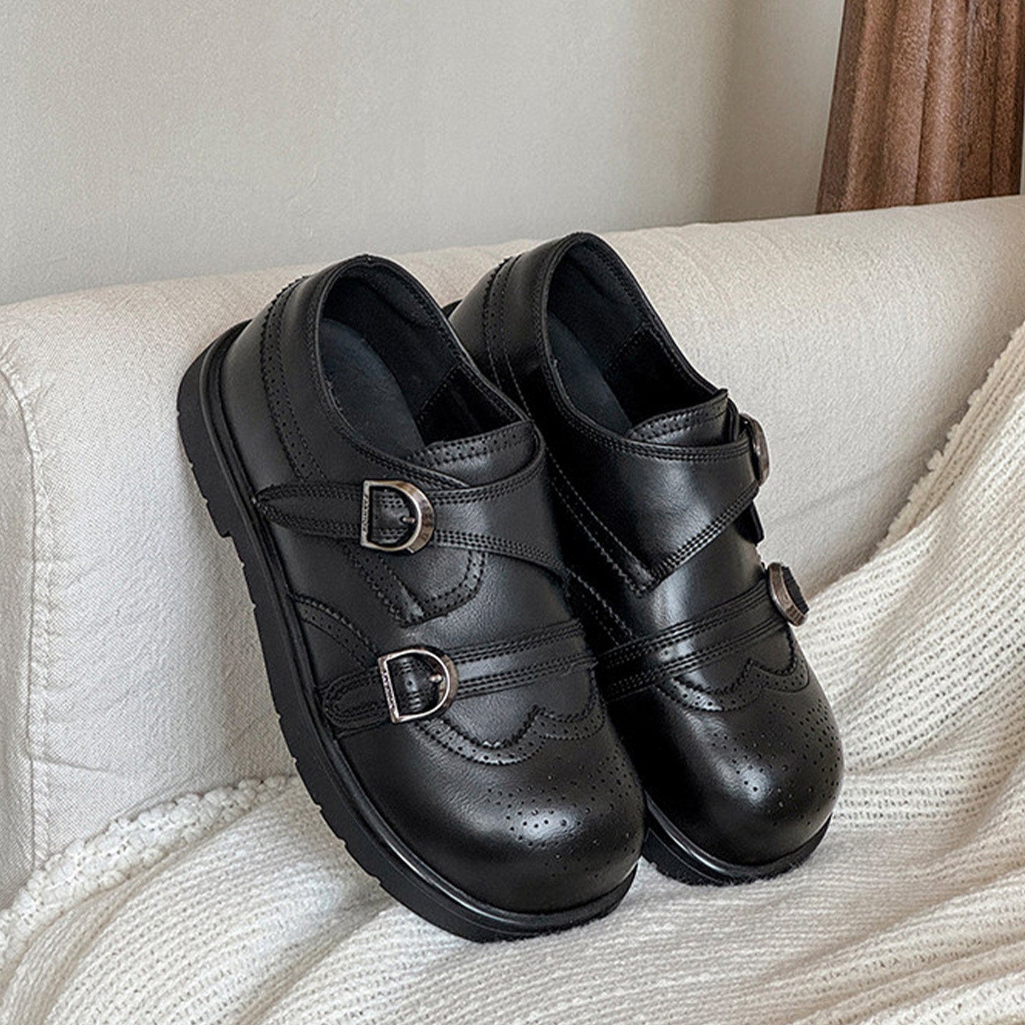 Damen elegante Schnürschuhe mit doppelt verstellbarem Schnallenverschluss und modischem Design R&B