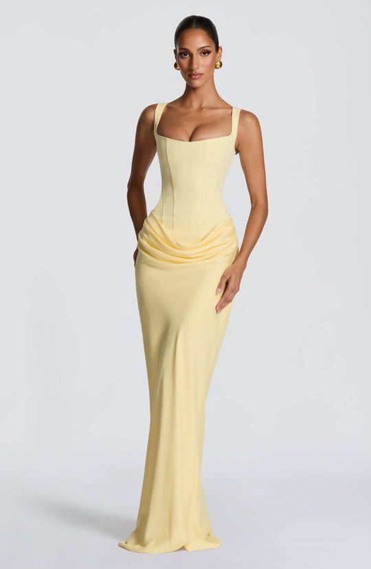 Damen Elegantes Maxikleid mit figurbetonendem Schnitt und raffiniertem Faltenwurf R&B