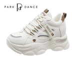 Damen Sportliche Sneakers mit luftiger Mesh-Oberfläche und robuster Sohle