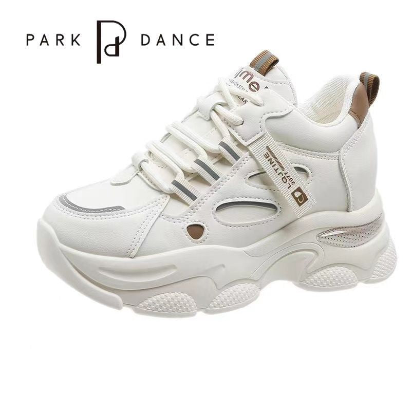 Damen Sportliche Sneakers mit luftiger Mesh-Oberfläche und robuster Sohle