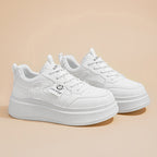 Damen Sneaker mit hochflächiger Sohle von R&B