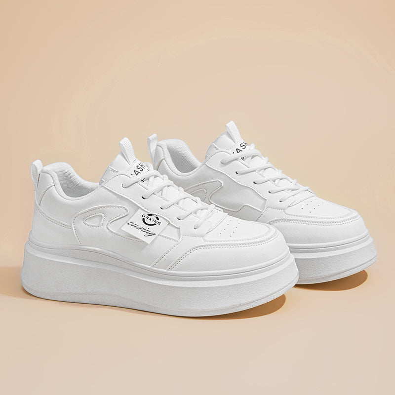 Damen Sneaker mit hochflächiger Sohle von R&B