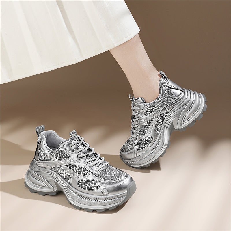 Damen Sportliche Sneaker mit modernen Akzenten R&B
